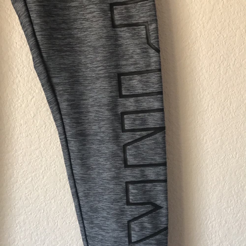 SOLD on V Pink vs calf length leggings - Picture 3 of 6